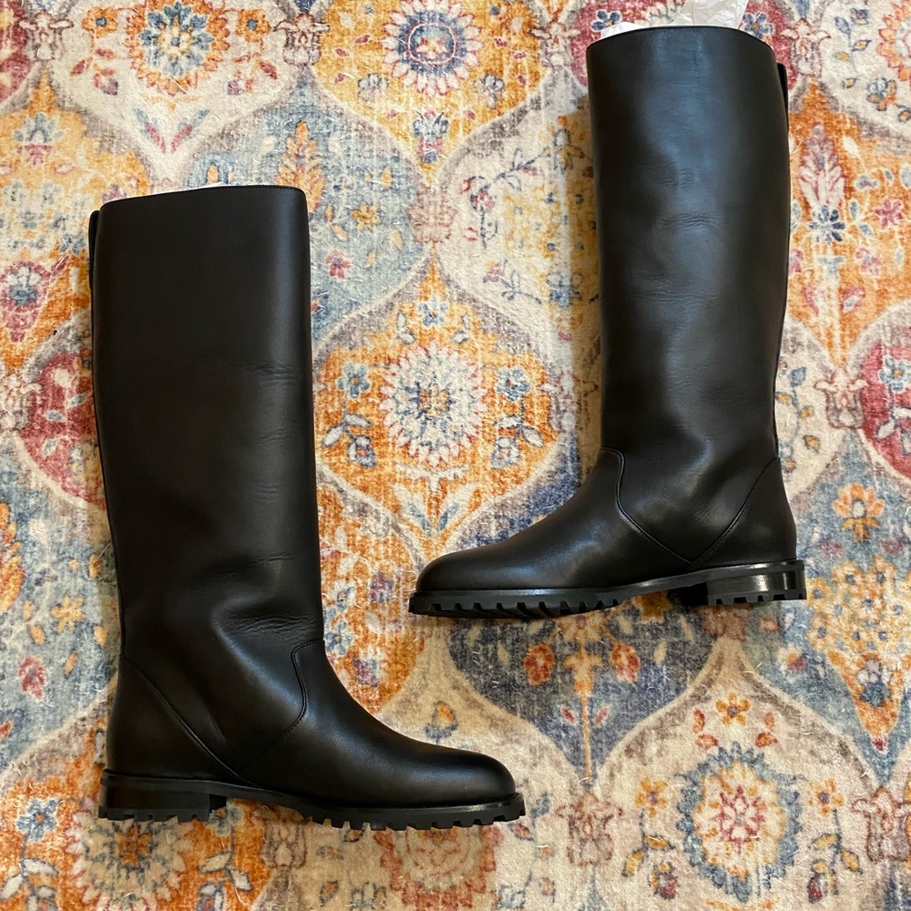 BRAND NEW MANOLO BLAHNIK BOOTS